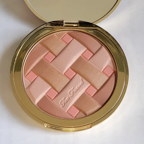 Too Faced Sweetie Pie HTF Radiant Matte Bronzer 13.5g - Picture 4 of 4